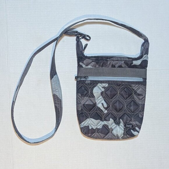 Lug Skipper Purse Small Blue Camo Crossbody Travel Bag RFID Anti-Theft Strap - Picture 2 of 9
